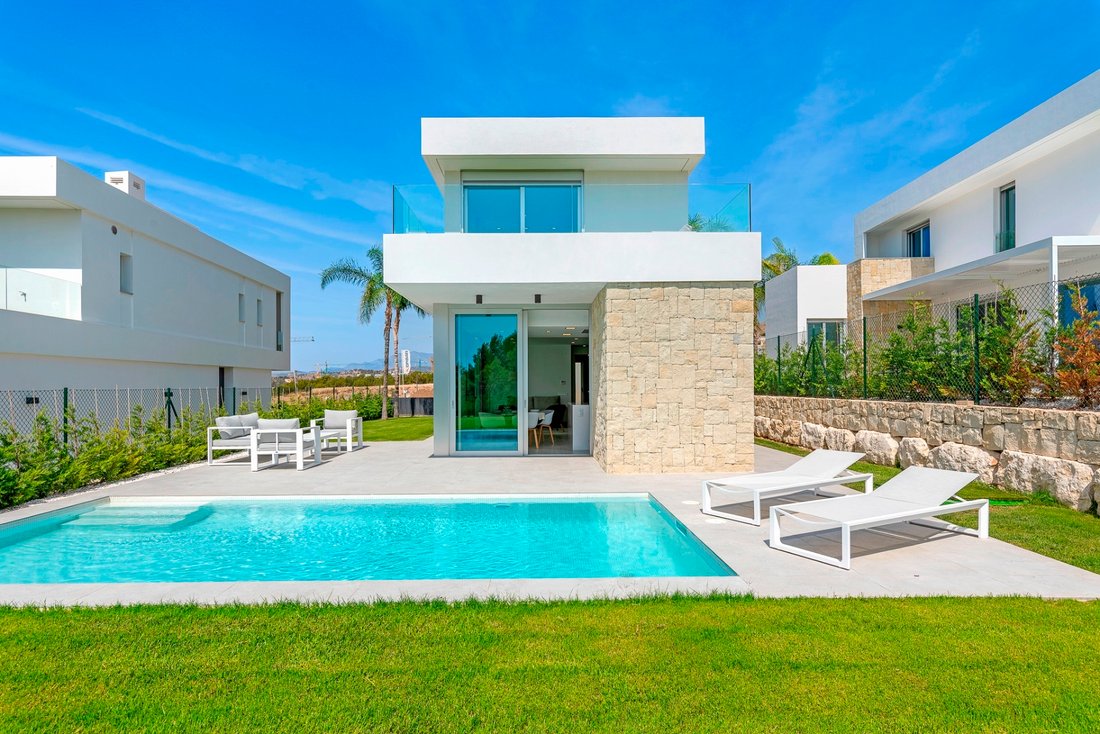 Villa in Finestrat, Valencian Community, Spain 1 - 15862616
