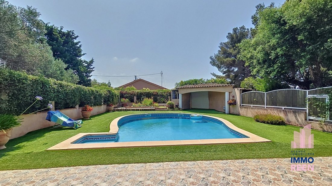 Villa in Coste Chaude-Mauveou, La Seyne-sur-Mer, France 3 - 15862829