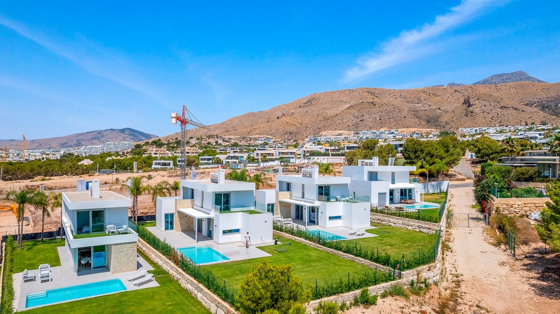 Villa in Finestrat, Valencian Community, Spain 3 - 15862597