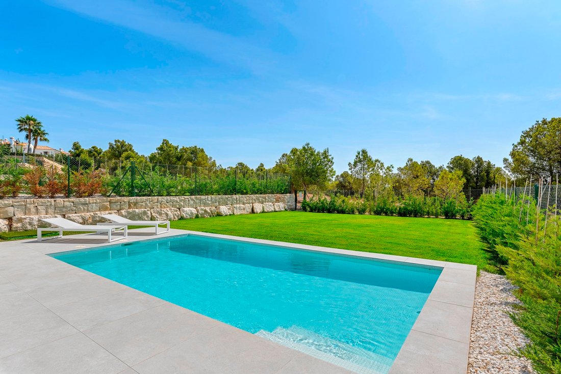 Villa in Finestrat, Valencian Community, Spain 3 - 15862616