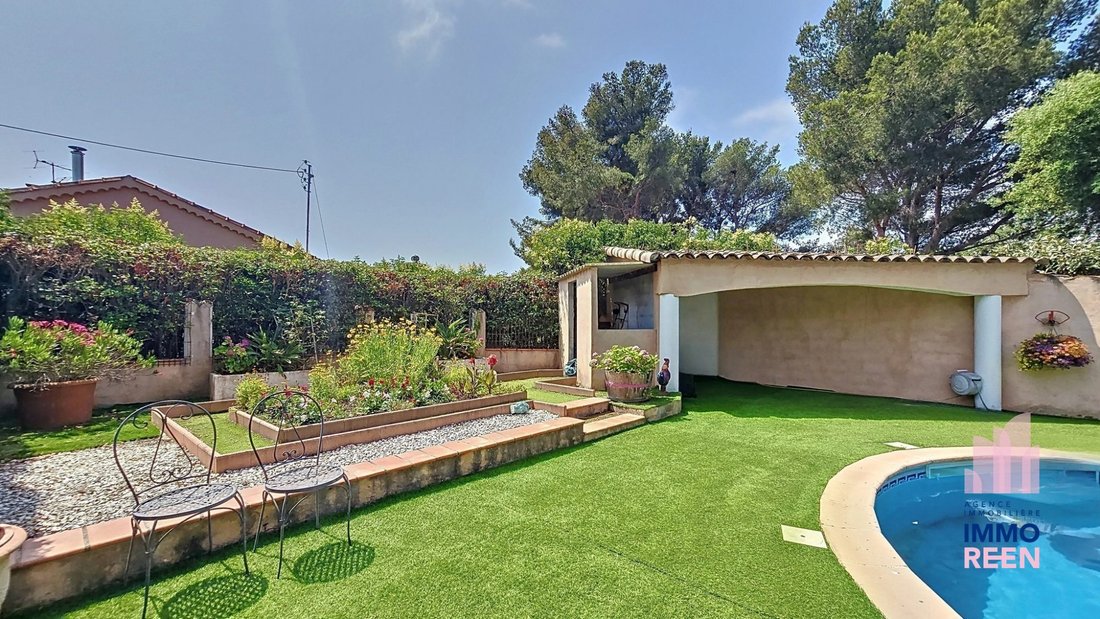 Villa in Coste Chaude-Mauveou, La Seyne-sur-Mer, France 4 - 15862829