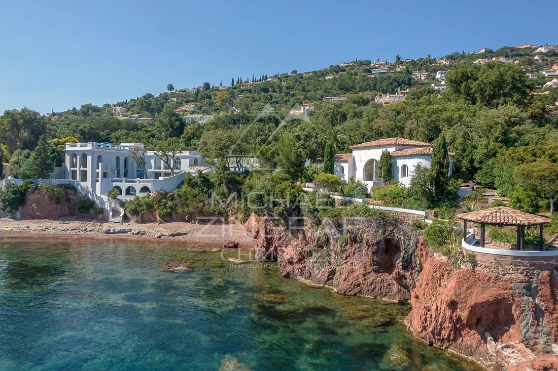 Villa in Aiguebonne, Saint-Raphaël, France 5 - 14136588