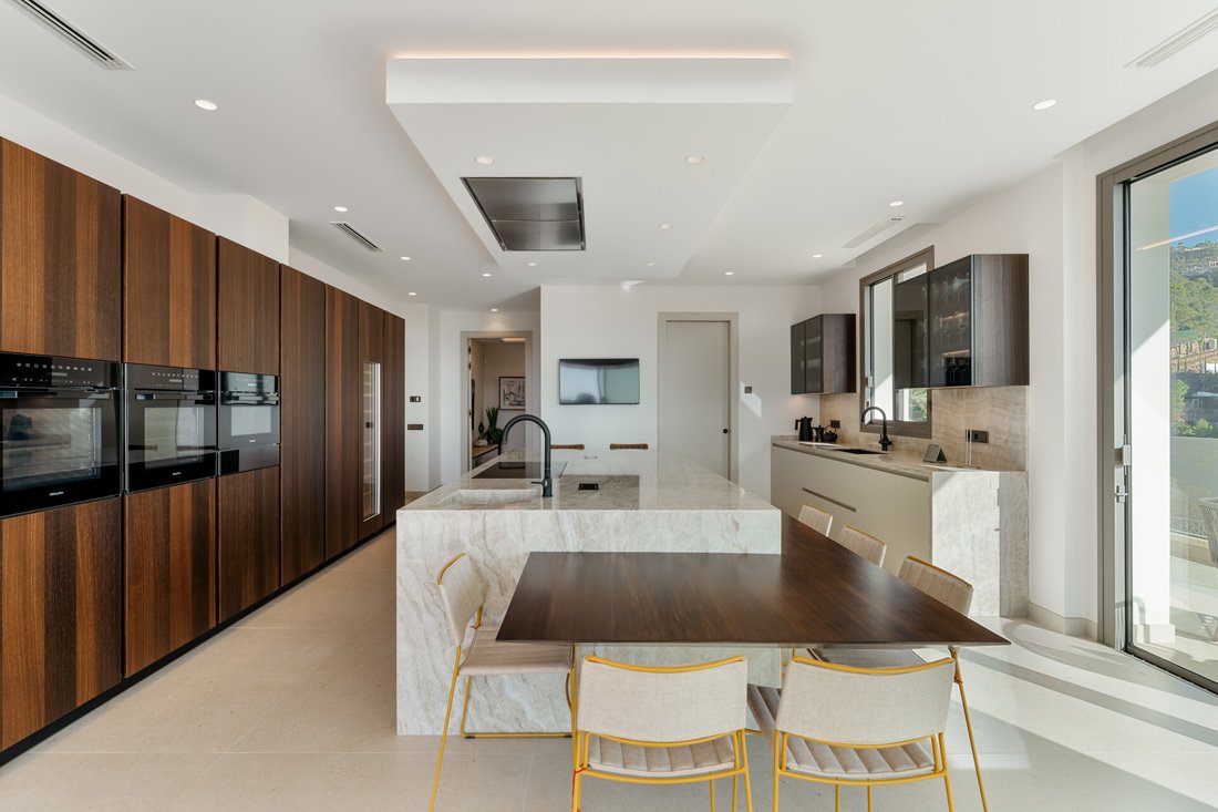 Villa in La Zagaleta, Benahavis, Andalusia 5 - 15862572