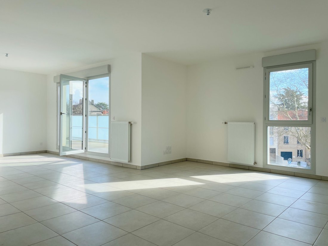 Apartment in Perica-La Roue, Rillieux-la-Pape, France 4 - 15343998