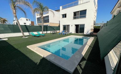 Villa in Borriana, Valencian Community, Spain 1