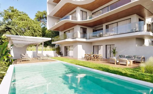 Apartment in Vouliagmeni, Attica, Greece 1