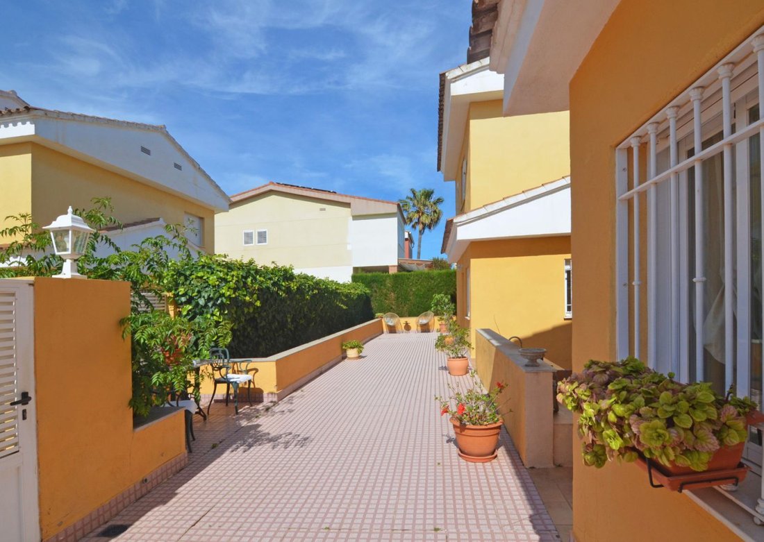 Chalet in Benicassim, Valencian Community, Spain 1 - 15862886