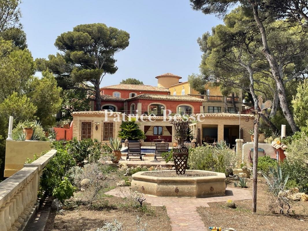 Villa in Le Village-L'Esperon, Sausset-les-Pins, France 3 - 15864799