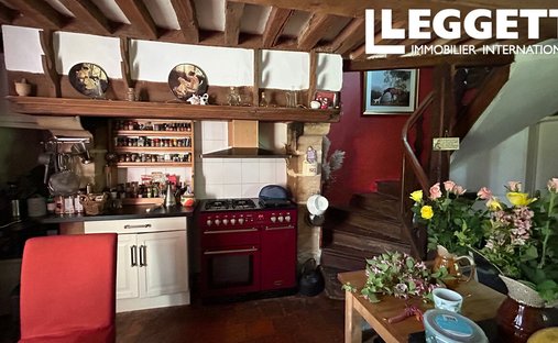 2h From Paris, In The Heart Of The Pays D’auge Area. A Listed 16th /18th Century Chateau Set In Abou