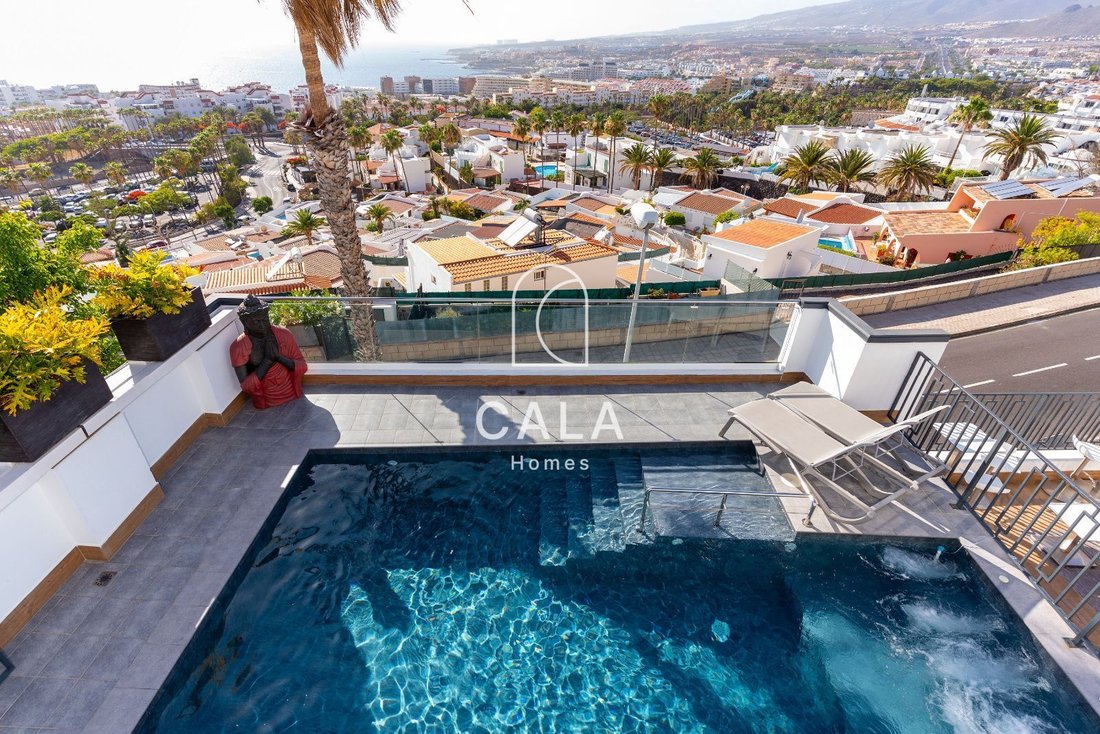Villa in San Cristobal de La Laguna, Canary Islands, Spain 1 - 15863697