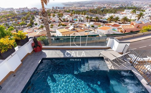 Villa in San Cristobal de La Laguna, Canary Islands, Spain 1