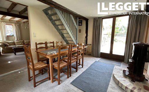 2h From Paris, In The Heart Of The Pays D’auge Area. A Listed 16th /18th Century Chateau Set In Abou