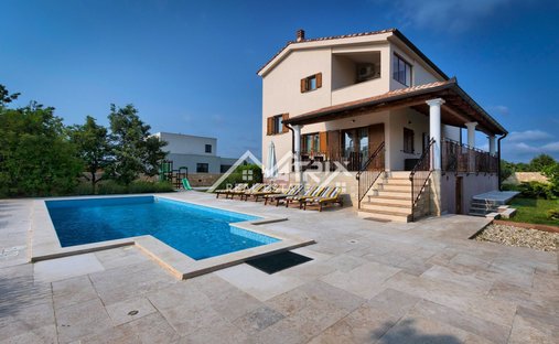 Haus in Svetvinčenat, Gespanschaft Istrien, Kroatien 1