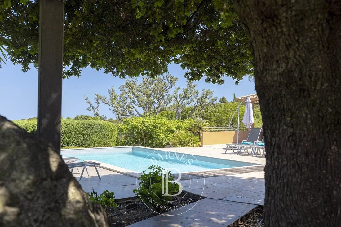 Villa in Porto-Vecchio, Corsica, France 2 - 15863908
