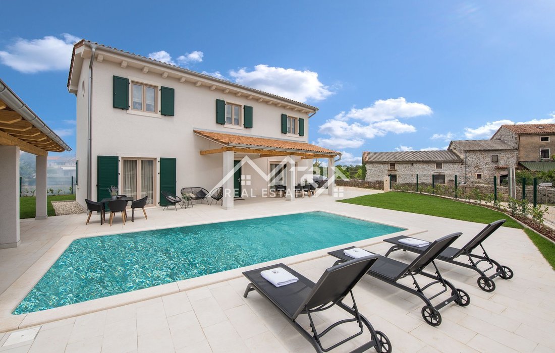 House in Svetvincenat, Istria County, Croatia 1 - 15865793