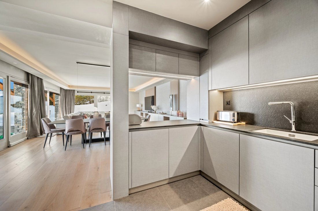 Apartment in Crans-Montana, Valais, Switzerland 3 - 15866190