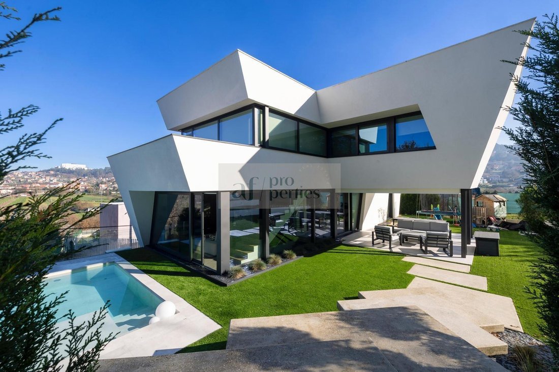 Chalet in Bembrive, Vigo, Spain 3 - 15179240