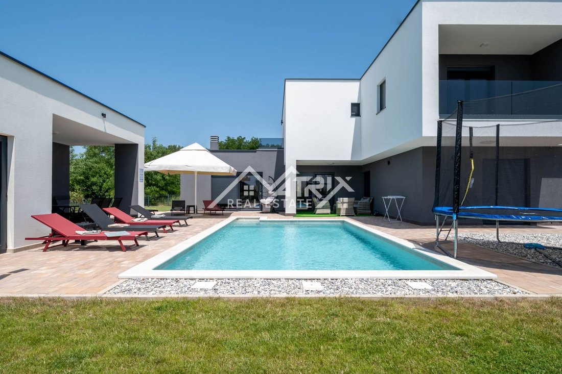 House in Porec, Istria County, Croatia 3 - 15864917