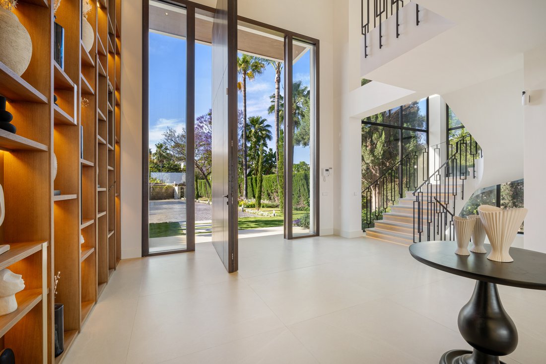 Villa in Puerto Banus, Marbella, Spain 5 - 15863324