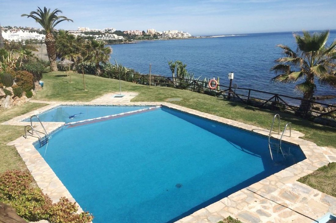 Townhouse in Estepona, Andalusia, Spain 1 - 15863835