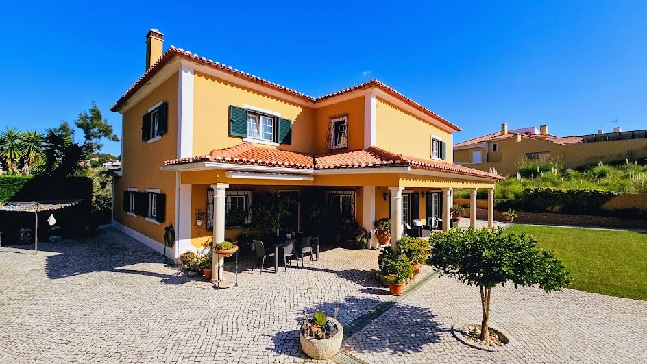 Estate in Turcifal, Lisbon, Portugal 5 - 15863069