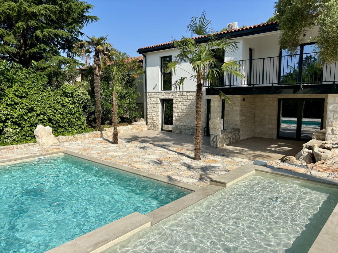 Villa in Umag, Istria County, Croatia 1 - 15865490
