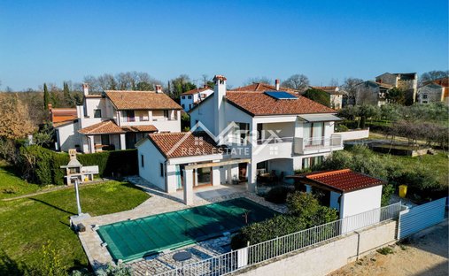 House in Porec, Istria County, Croatia 1