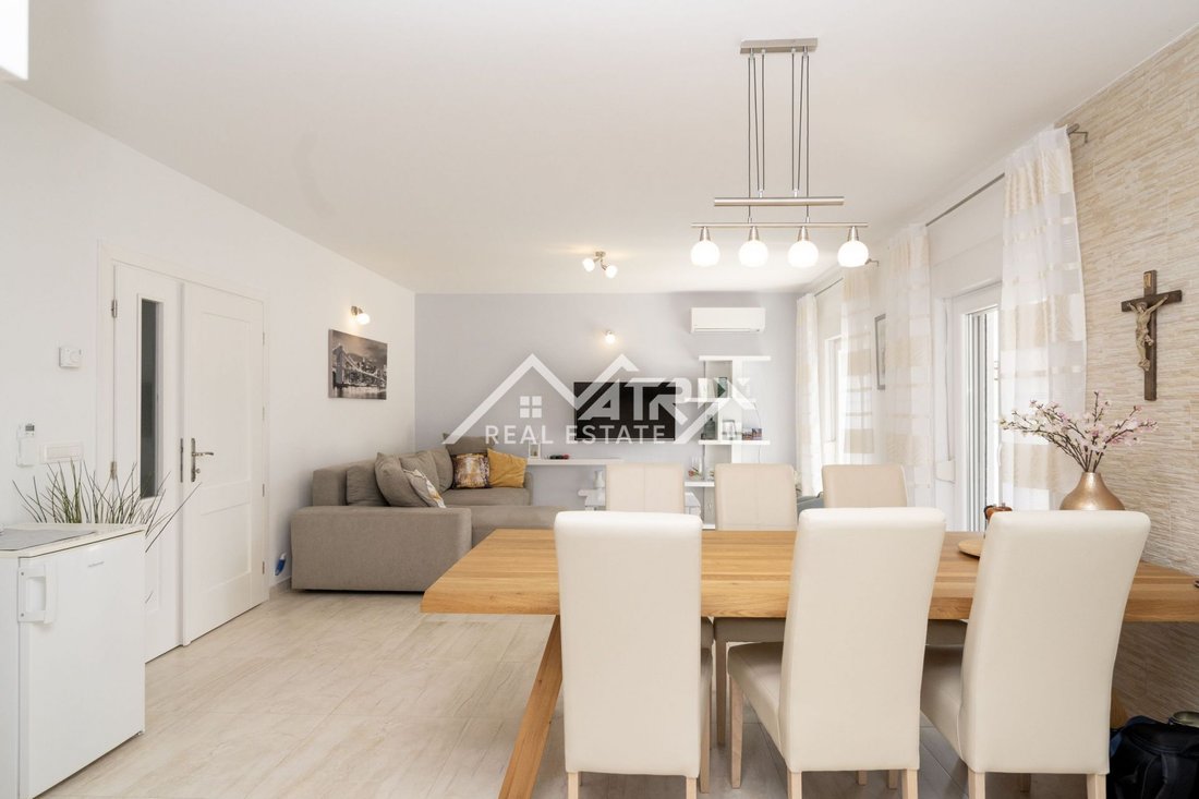 House in Porec, Istria County, Croatia 4 - 15865376