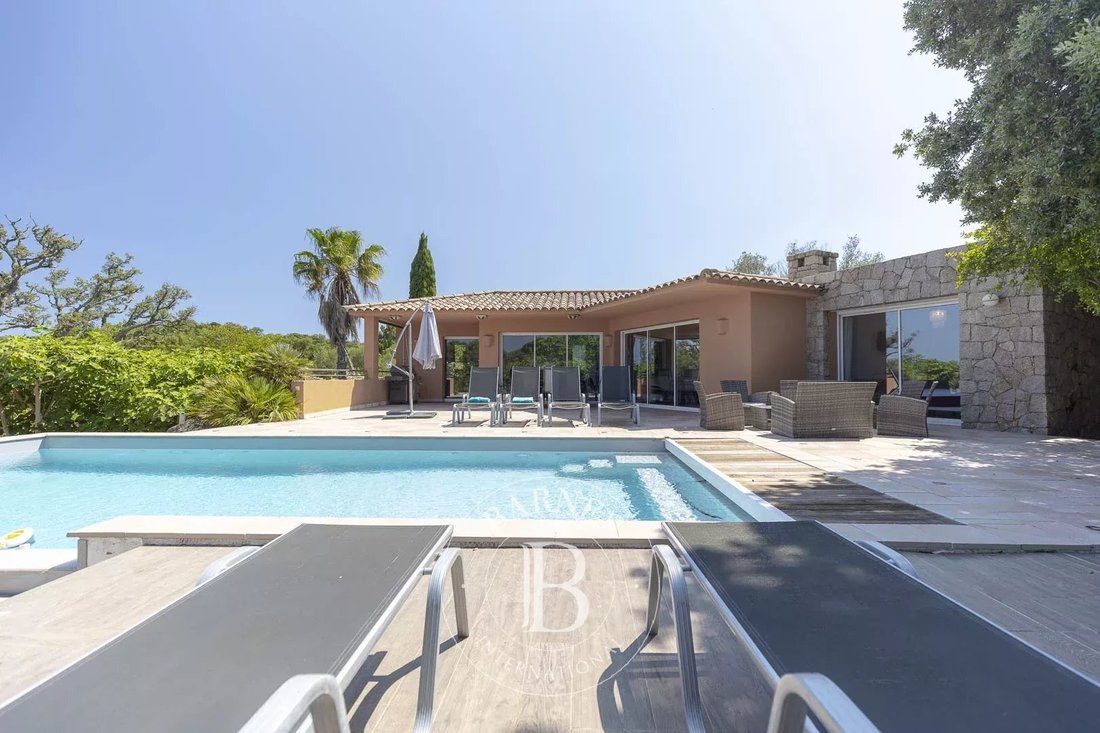 Villa in Porto-Vecchio, Corsica, France 1 - 15863908
