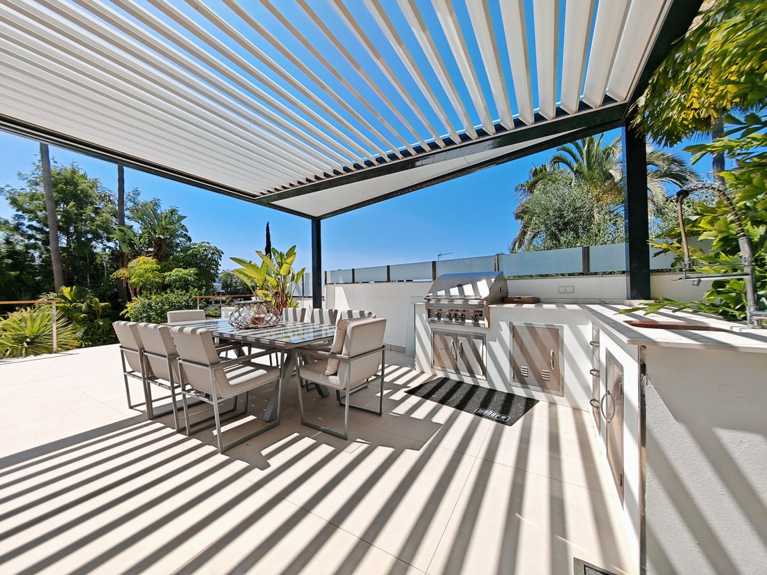 Villa in Marbella, Andalusia, Spain 3 - 15863050