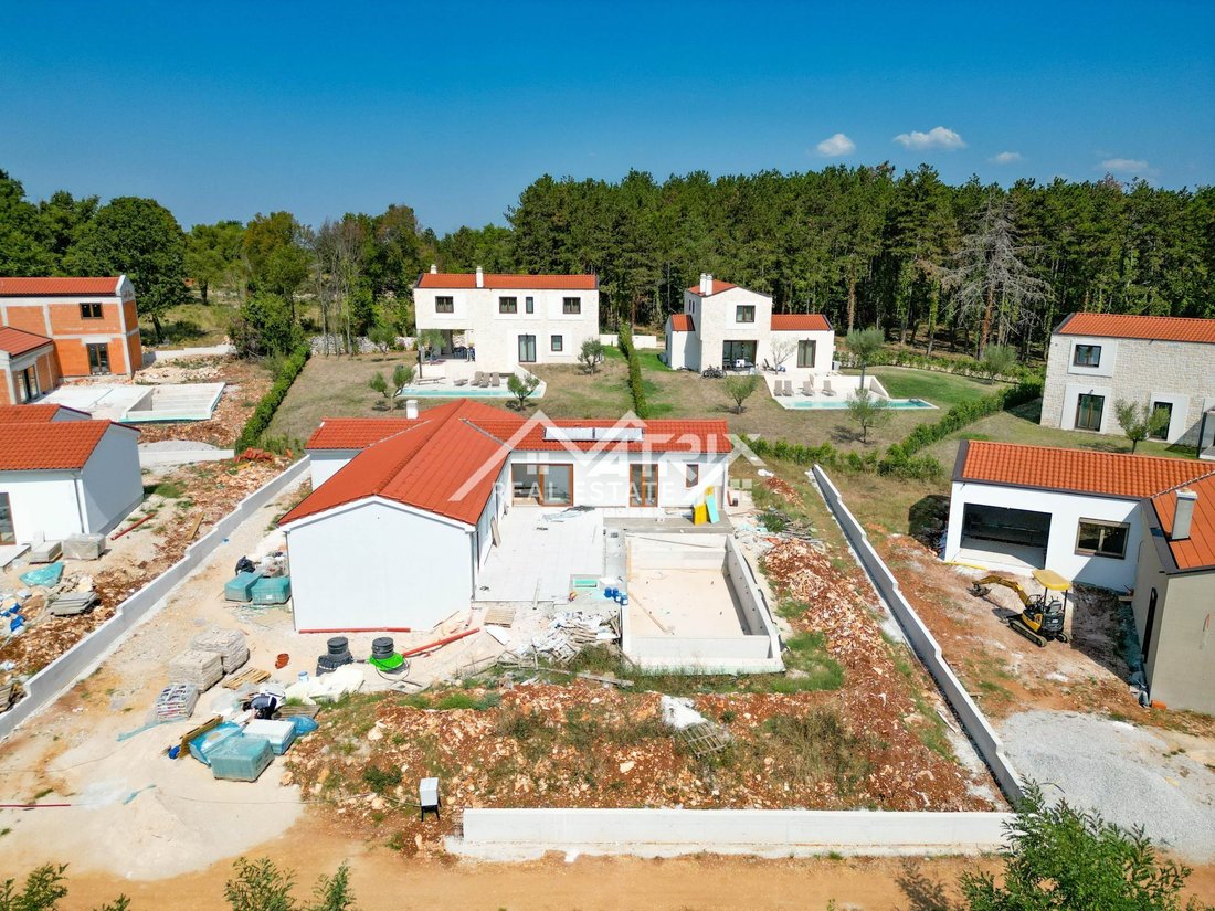 House in Porec, Istria County, Croatia 1 - 15865688
