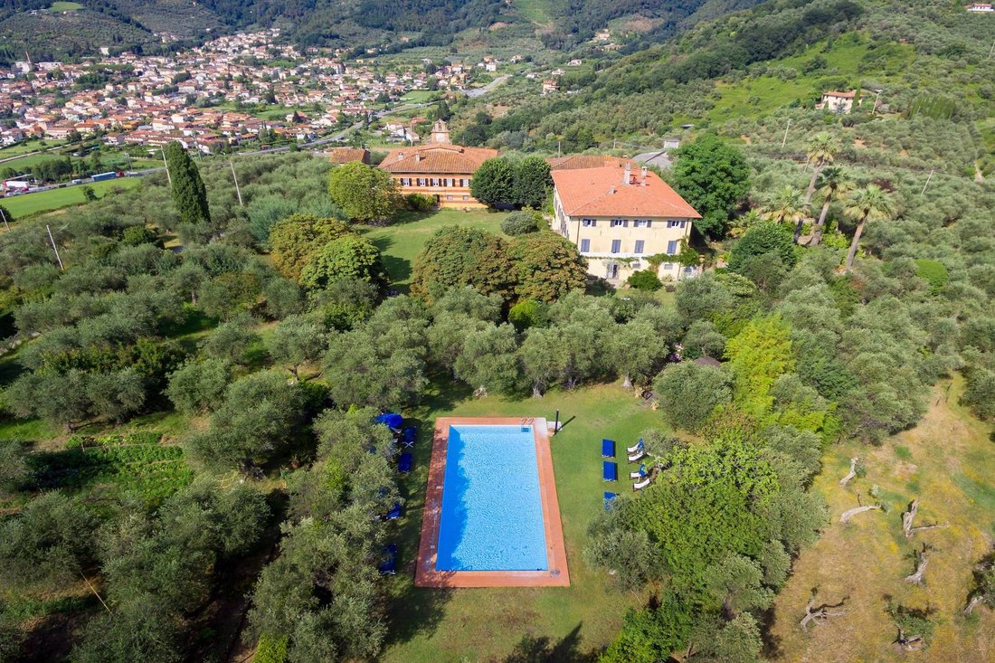 House in Pieve a Elici, Massarosa, Tuscany 1 - 15858850