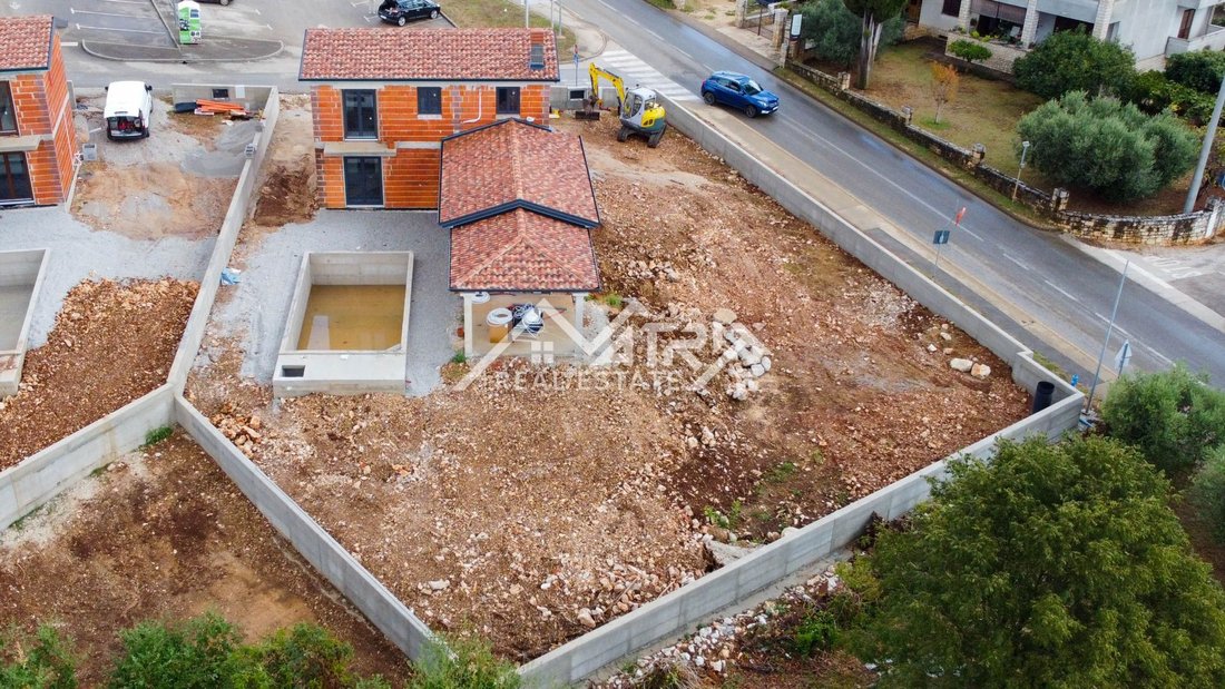 House in Porec, Istria County, Croatia 4 - 15865773