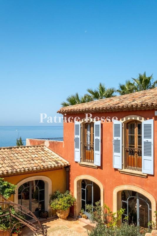 Villa in Le Village-L'Esperon, Sausset-les-Pins, France 4 - 15864799