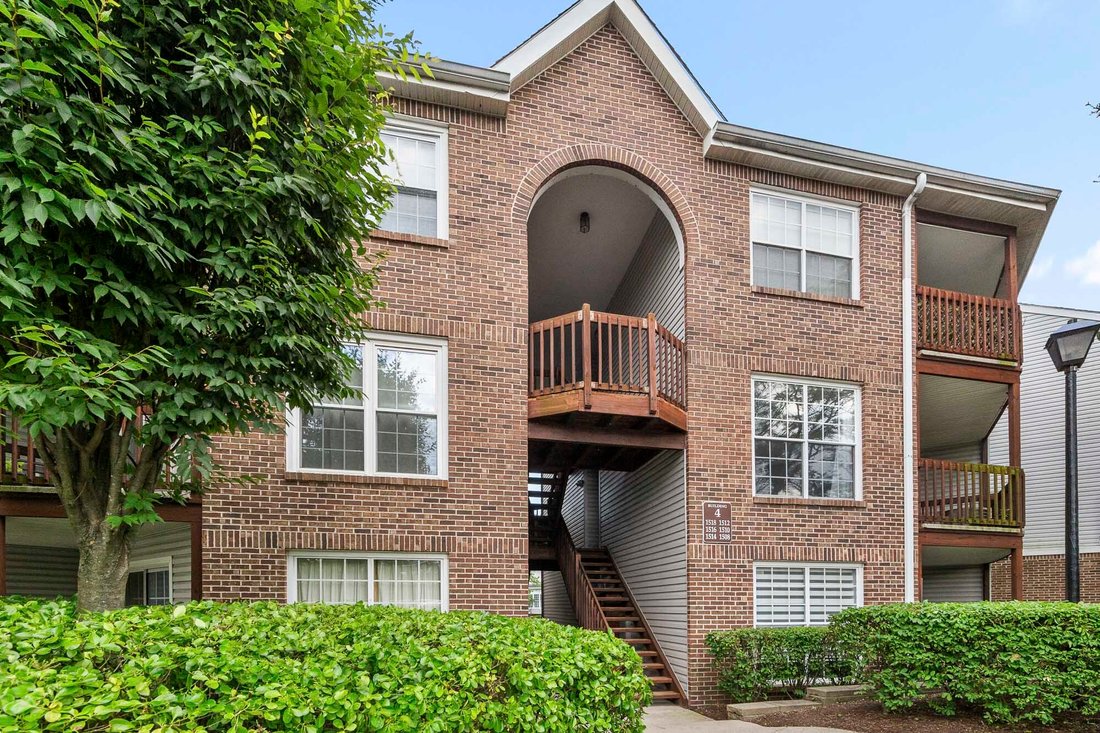 Condo in Fort Lee, New Jersey, United States 1 - 15866095