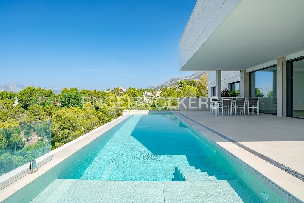 Villa in Altea, Valencian Community, Spain 2 - 15863601