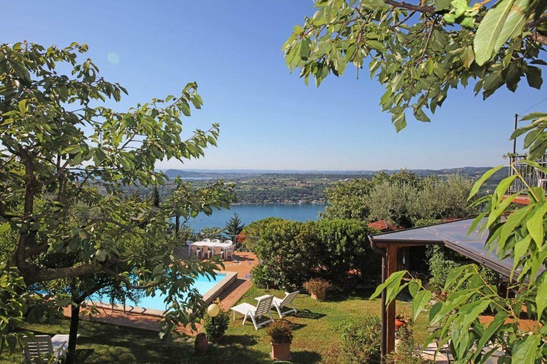 Villa in Salo, Lombardy, Italy 3 - 15862964