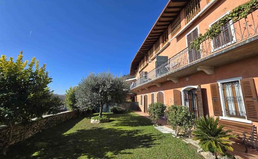Villa en Salò, Lombardía, Italia 1
