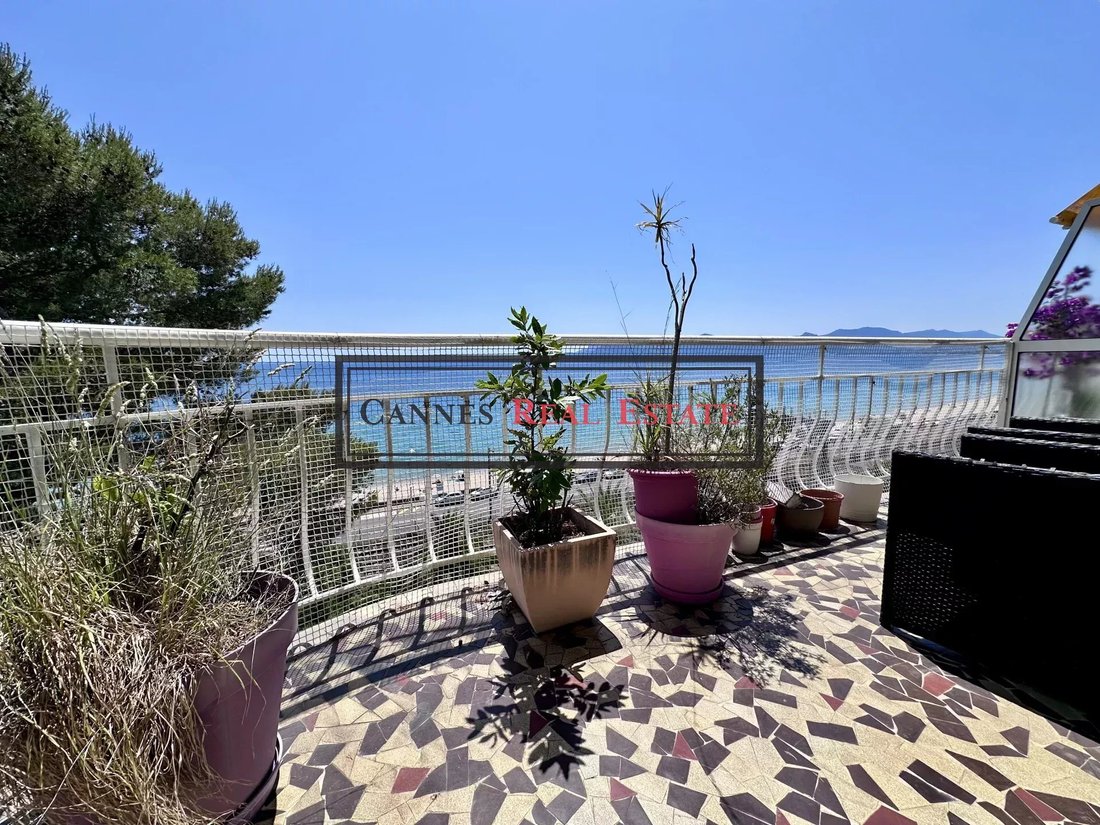 Apartment in Cannes, Provence-Alpes-Côte d'Azur, France 2 - 15825110