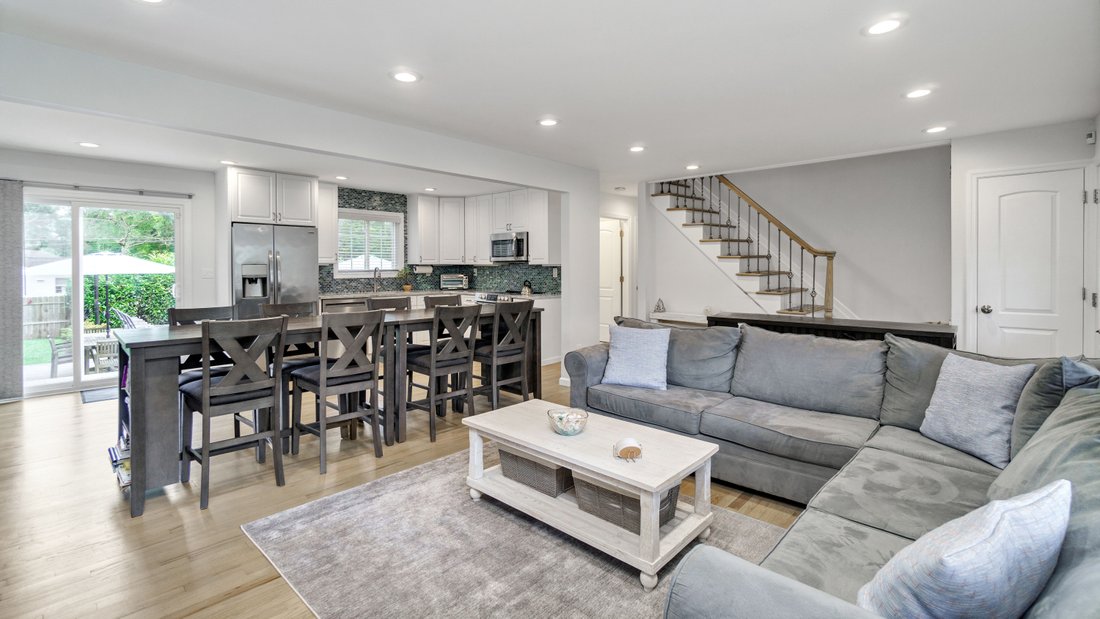 House in Hampton Bays, New York, United States 3 - 15863562