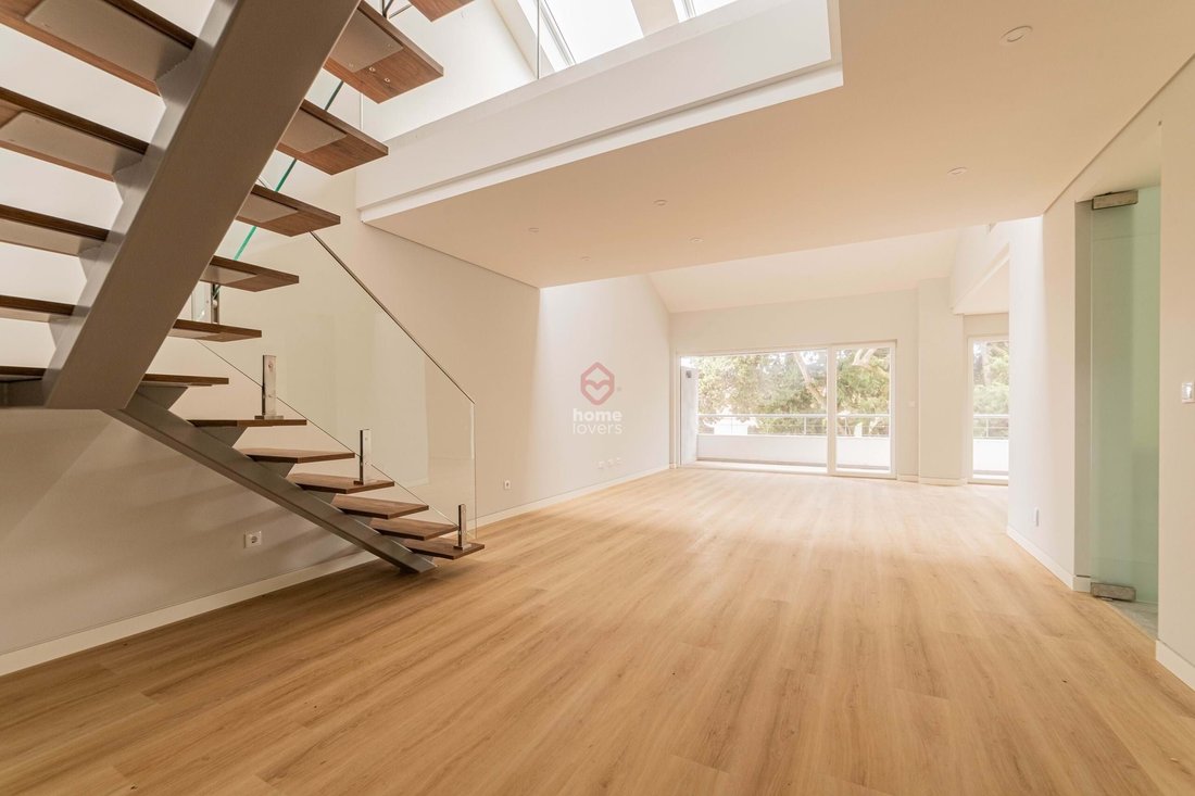 Apartment in Carcavelos e Parede, Lisbon, Portugal 1 - 15864269