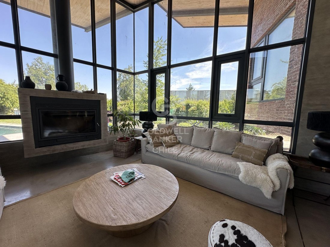 House in Colina, Santiago Metropolitan Region, Chile 2 - 15863531