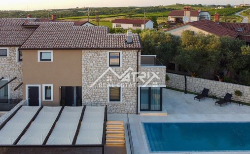 House in Novigrad, Istria County, Croatia 1