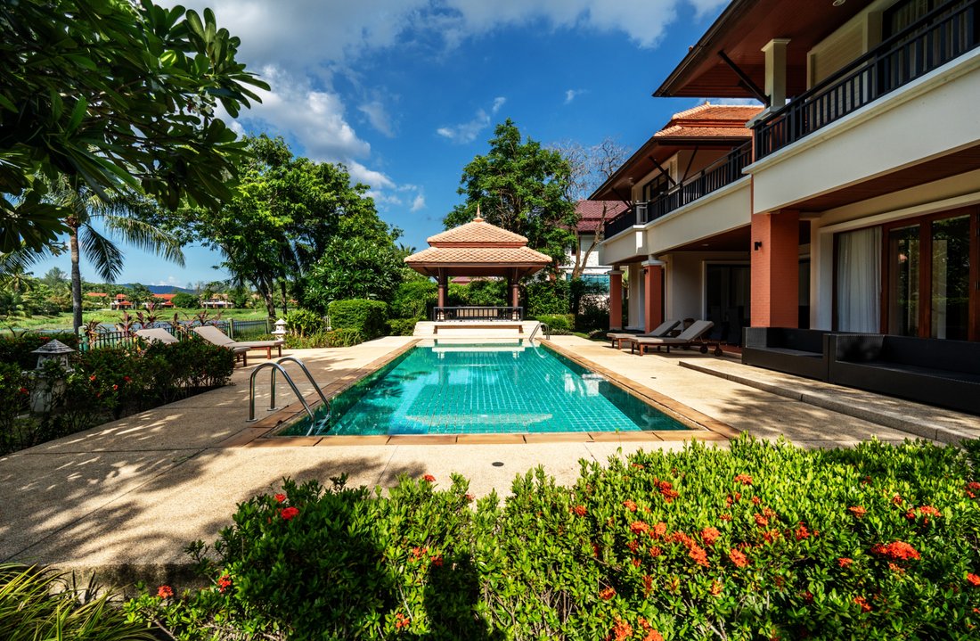 Villa in Choeng Thale, Phuket, Thailand 1 - 15865911