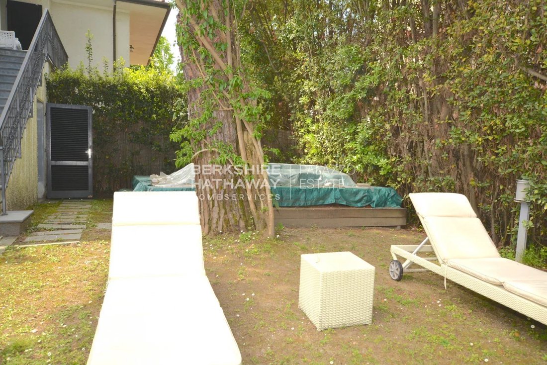 House in Tonfano, Pietrasanta, Italy 4 - 15864764