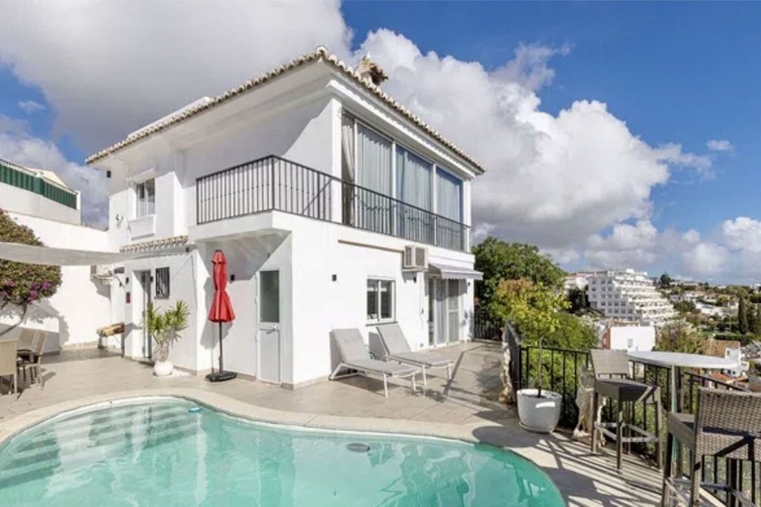 Villa in Fuengirola, Andalusia, Spain 2 - 15863845