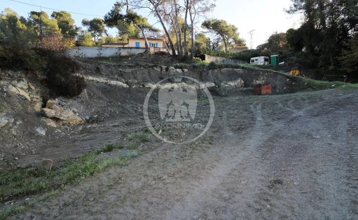 Land in Nord-Hameaux, Contes, France 1