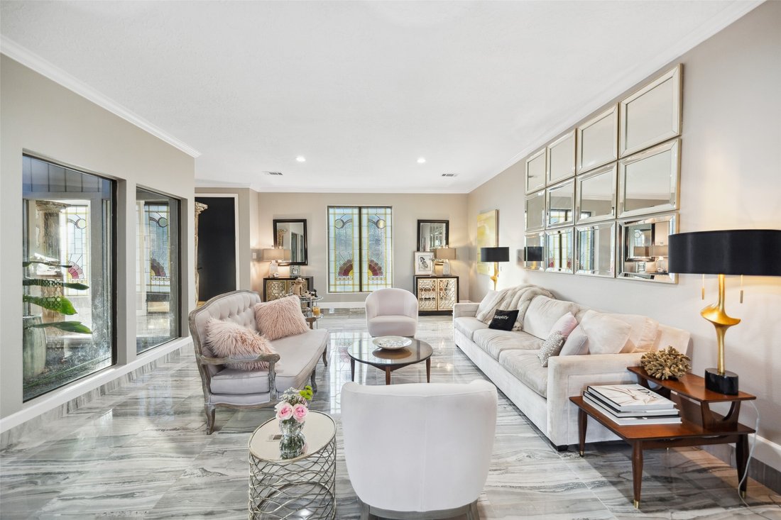 House in Houston, Texas, United States 5 - 15832976
