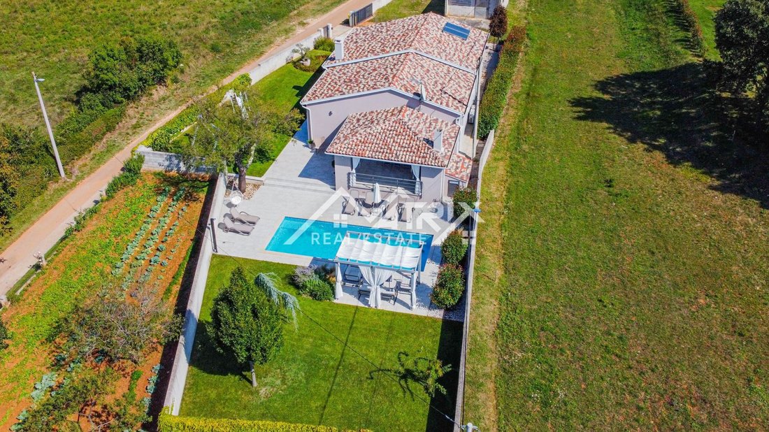 House in Svetvincenat, Istria County, Croatia 1 - 15865861