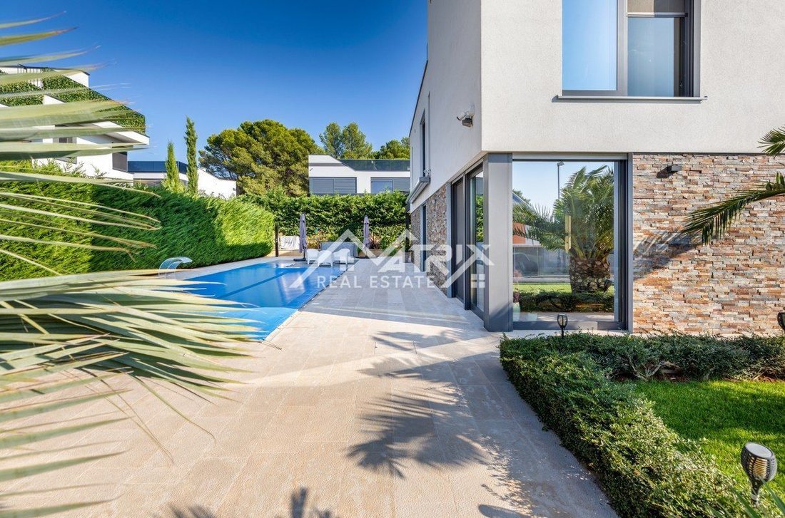 House in Fazana, Istria County, Croatia 1 - 15865228